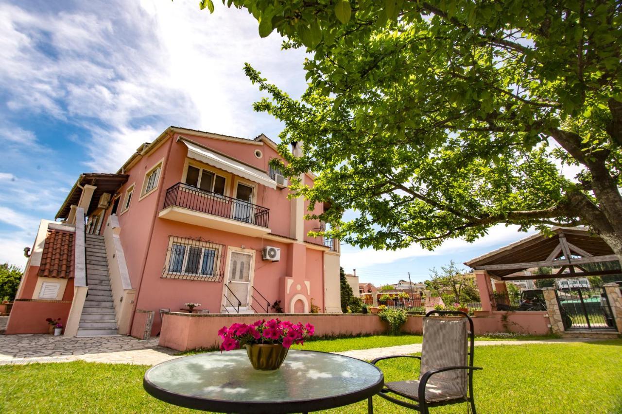 Ferienwohnung Sofi'S House & Garden Kanálion Exterior foto