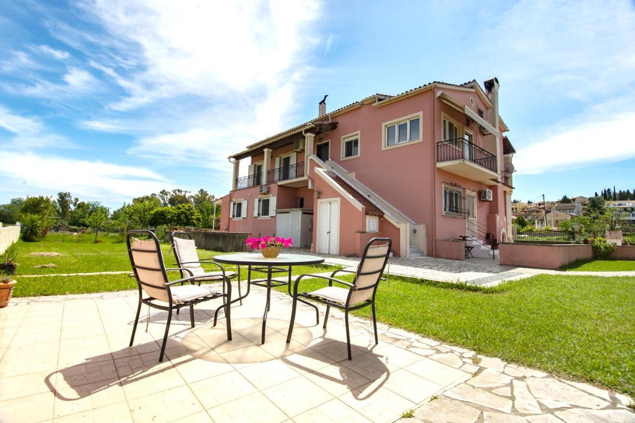 Ferienwohnung Sofi'S House & Garden Kanálion Exterior foto